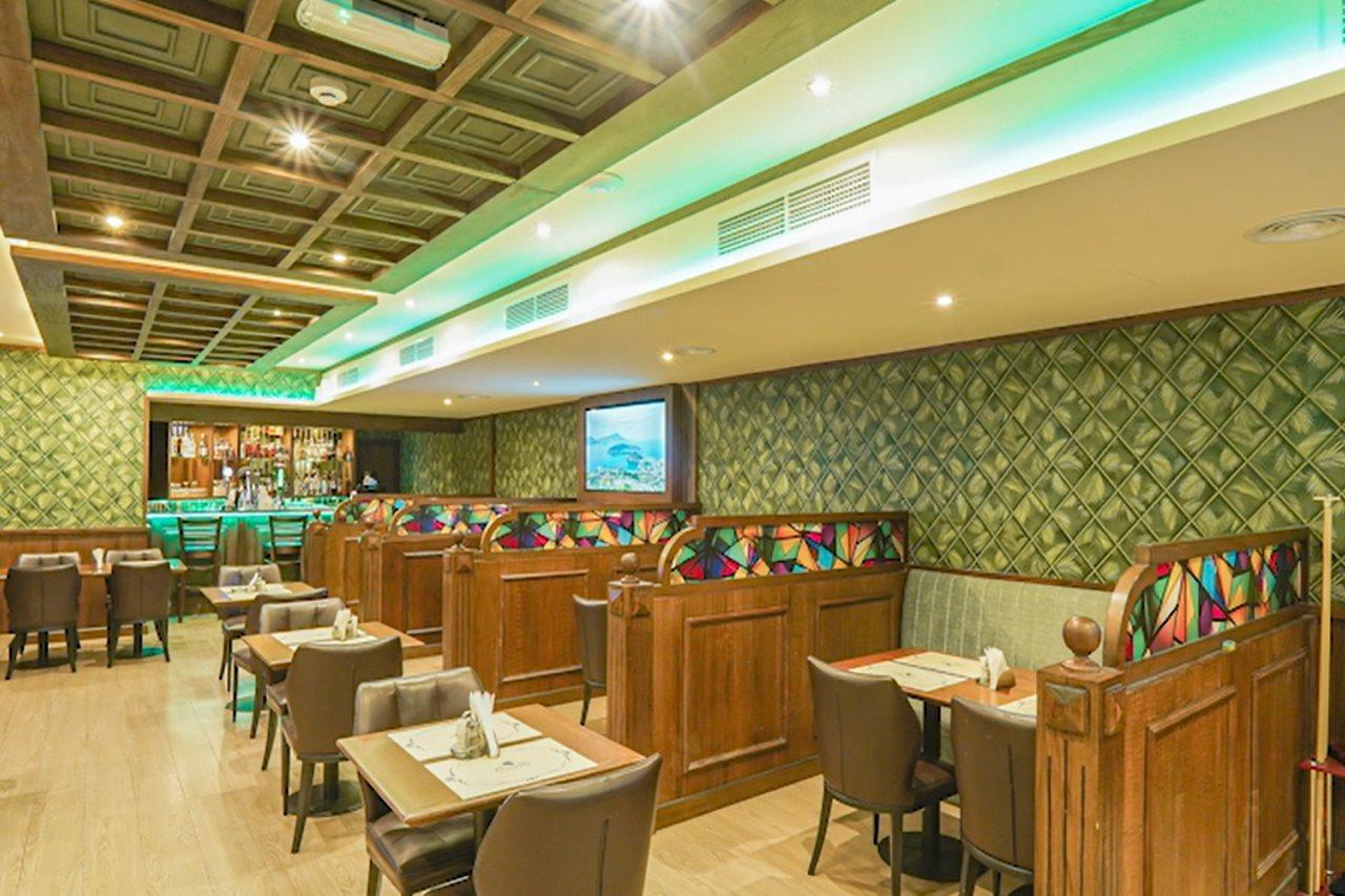 Rush Inn Hotel Дубай Екстериор снимка