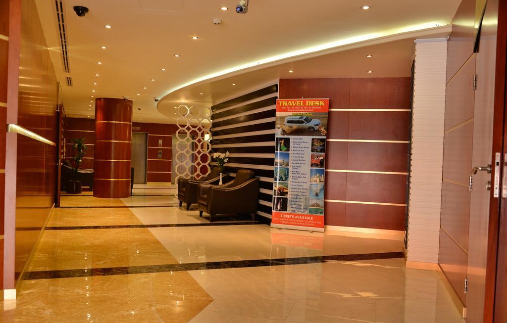 Rush Inn Hotel Дубай Екстериор снимка